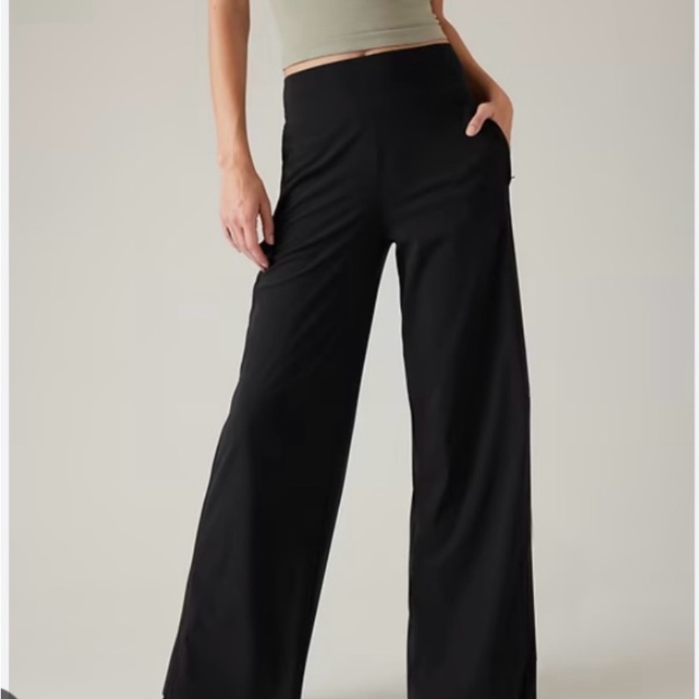 Athleta Cosmic Women’s Black Wide-Leg Pants
